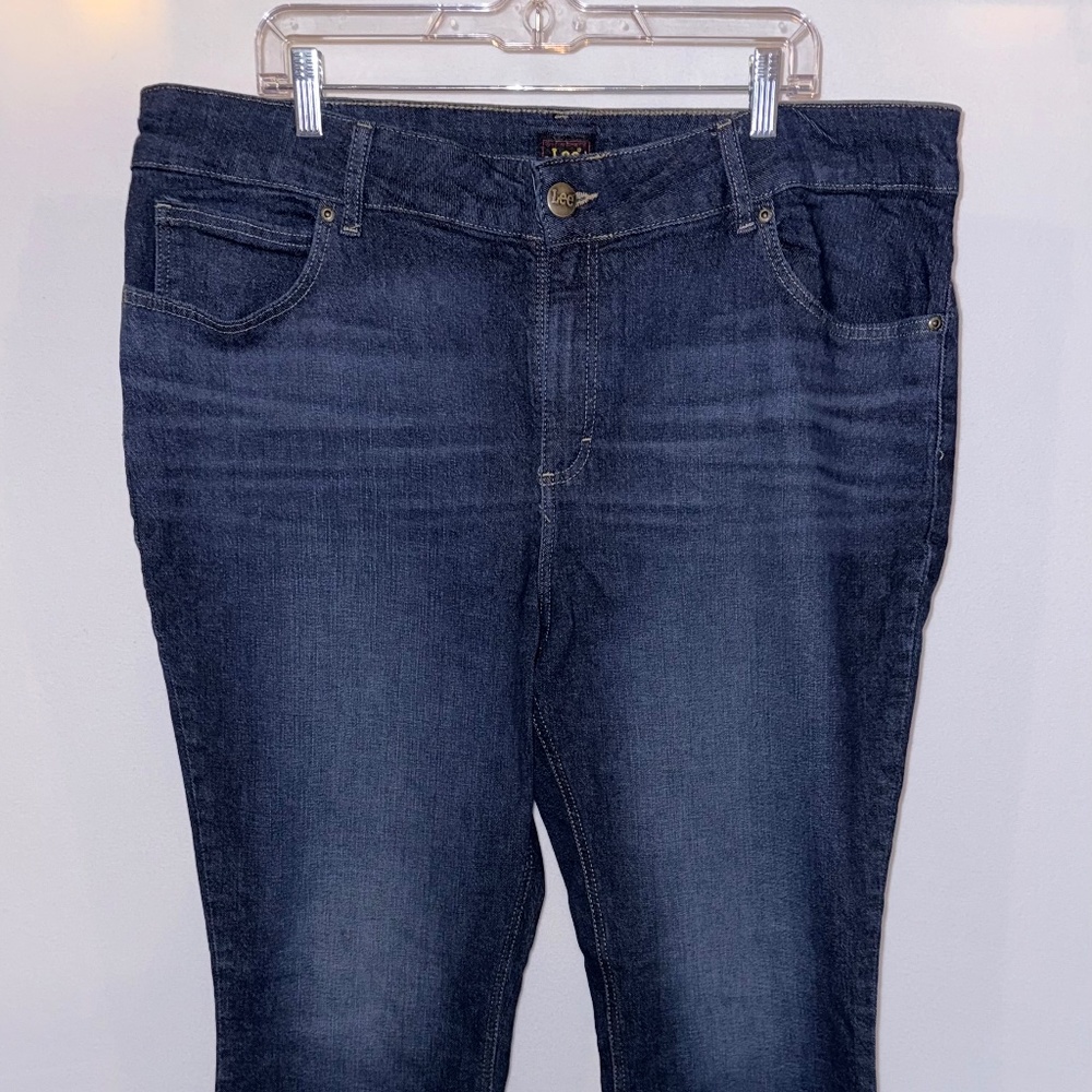 Lee Women’s Bootcut Jeans Dark Wash Stretch Denim Size 20W (20WL)